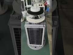 Słoneczna Latarnia Morska I Lodowy Aton Morski